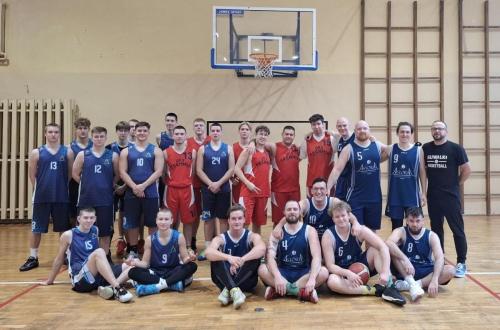 Świąteczny turniej koszykówki 2024