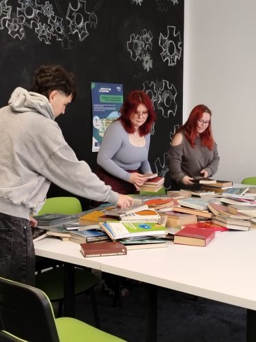 Zbiórka książek do Biblioteki Aresztu Śledczego w Suwałkach