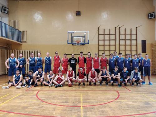 Świąteczny Turniej Koszykówki Absolwenci – Uczniowie 2022